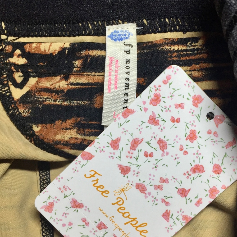 NWT FREE PEOPLE Practice Makes Perfect Leggings - Picture 5 of 8